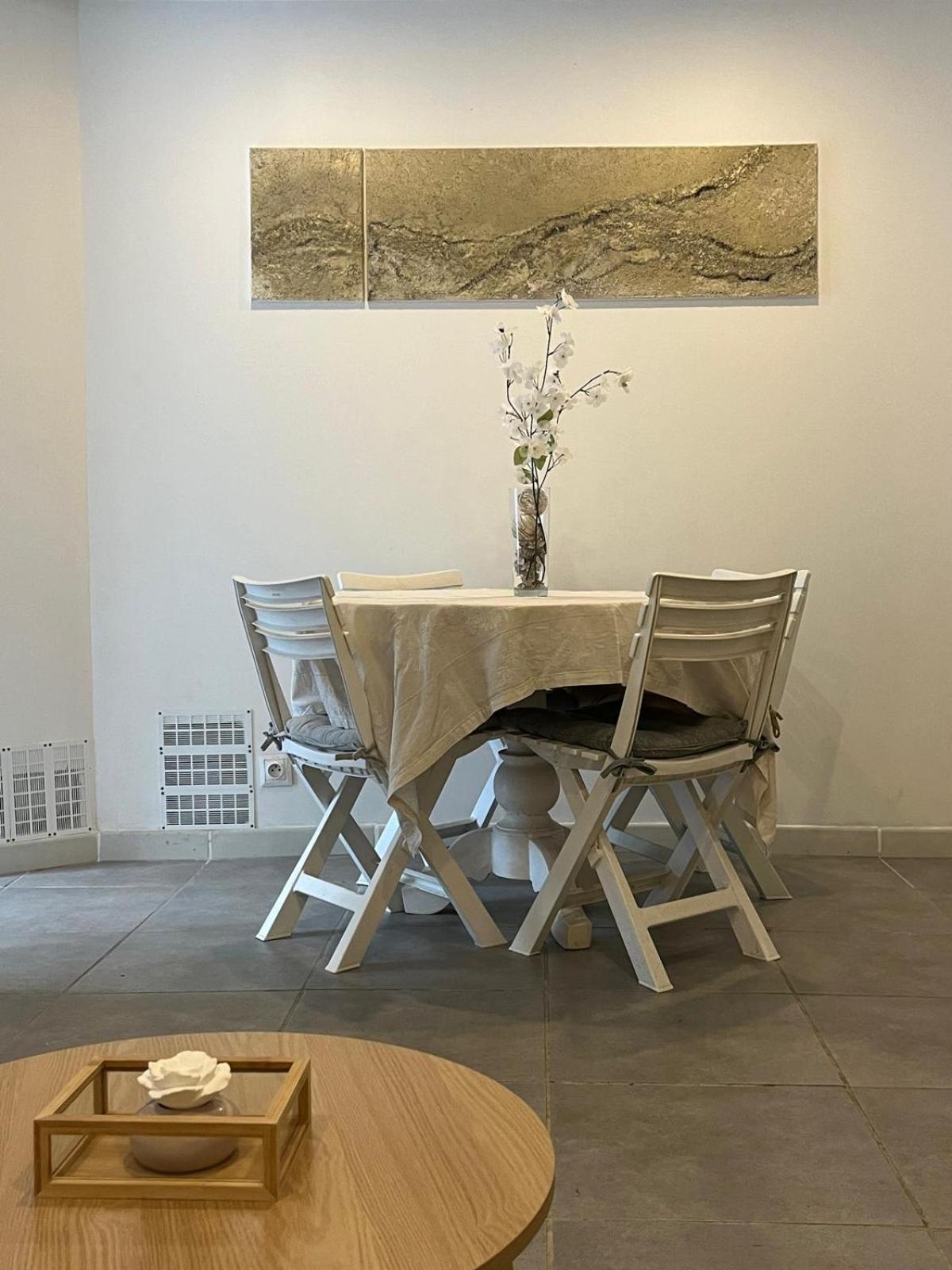 Hotel La Mhirabelle Saint-Paul-de-Vence Exteriér fotografie
